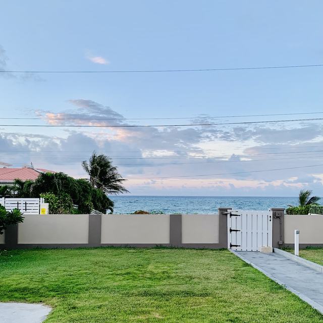 Garden with sea view